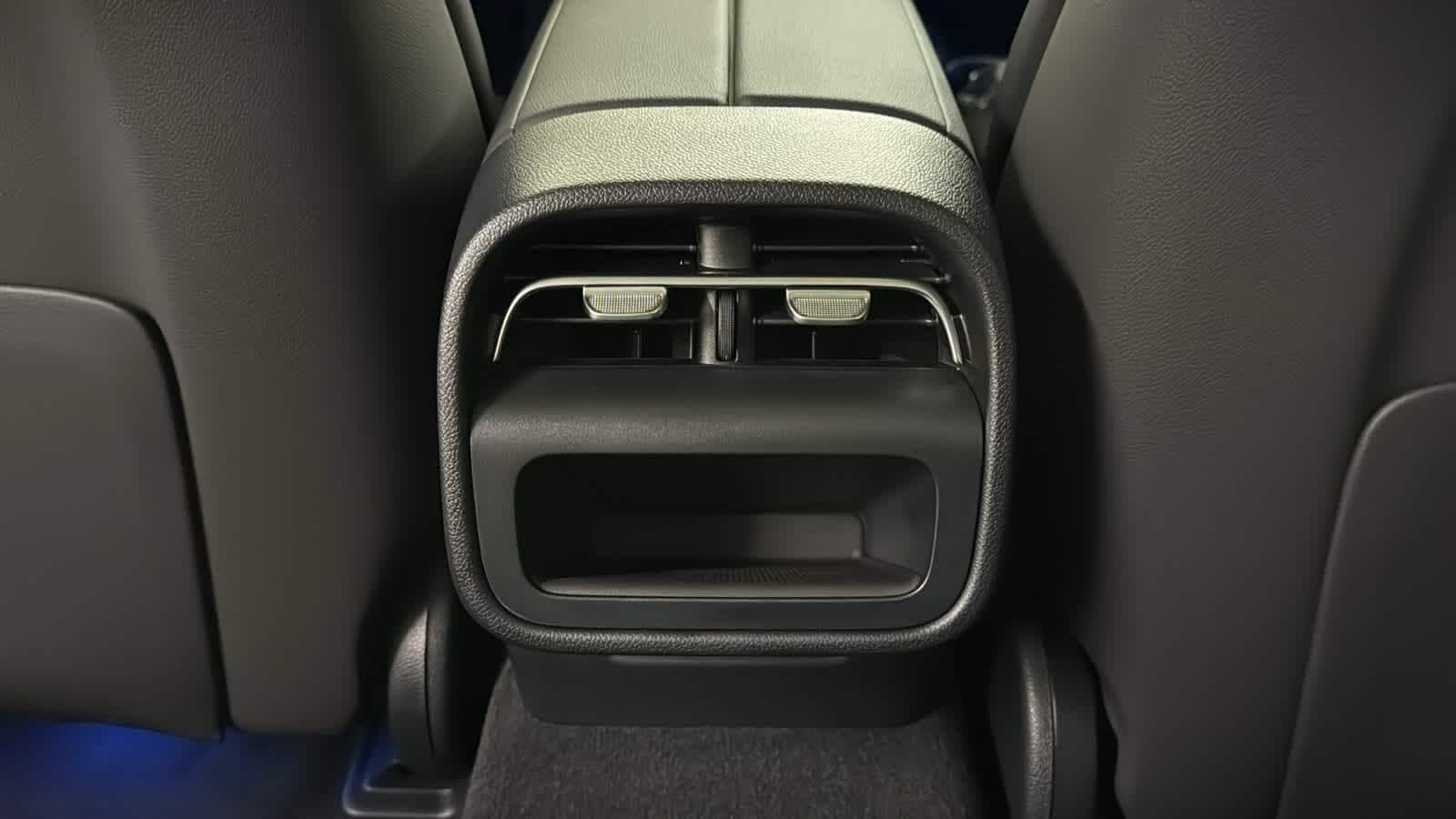 Thumbnail: 2026 Mercedes-Benz E-Class - 29