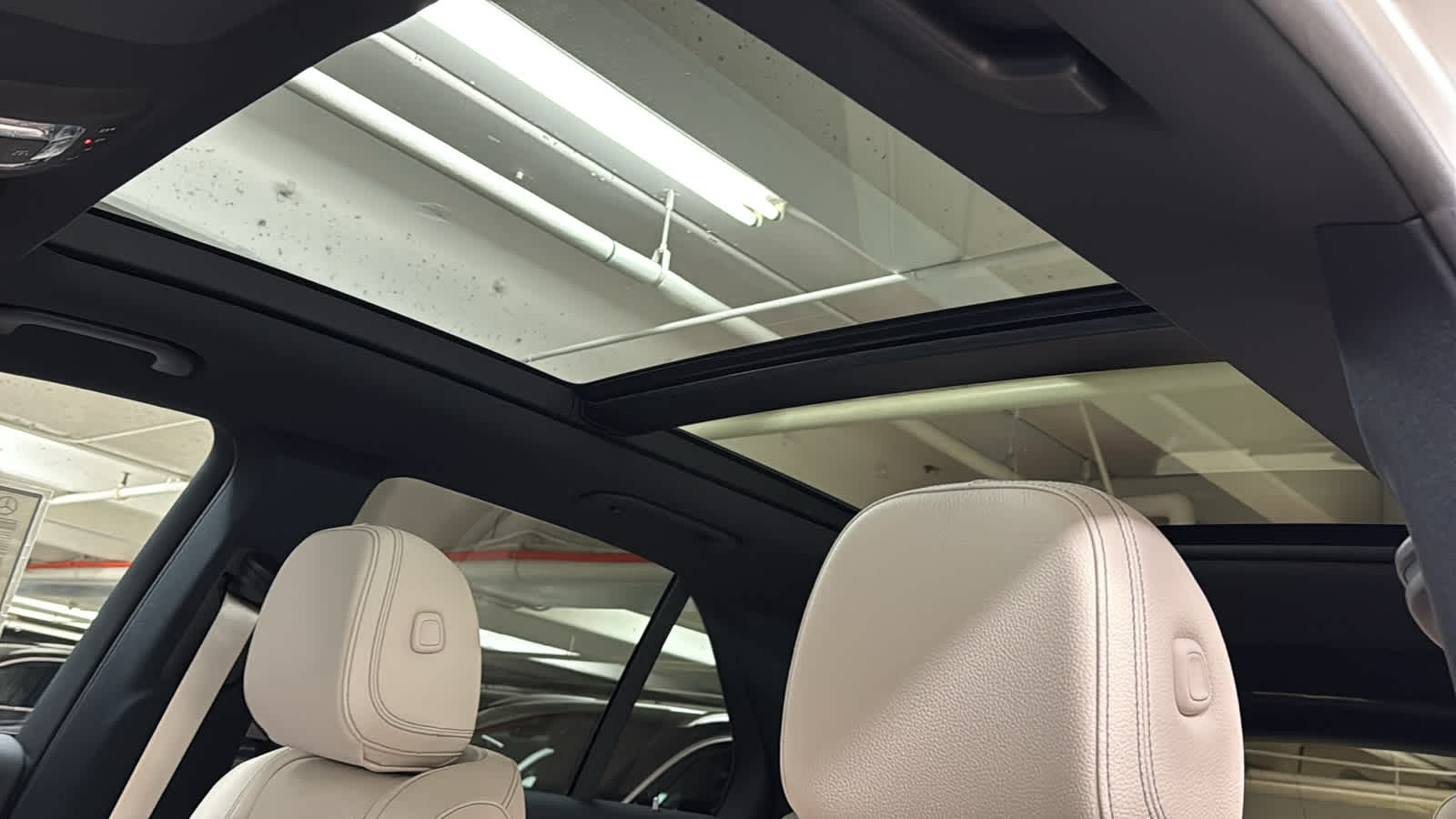 Thumbnail: 2026 Mercedes-Benz GLE - 28