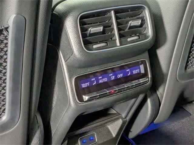 Thumbnail: 2025 Mercedes-Benz GLS - 15