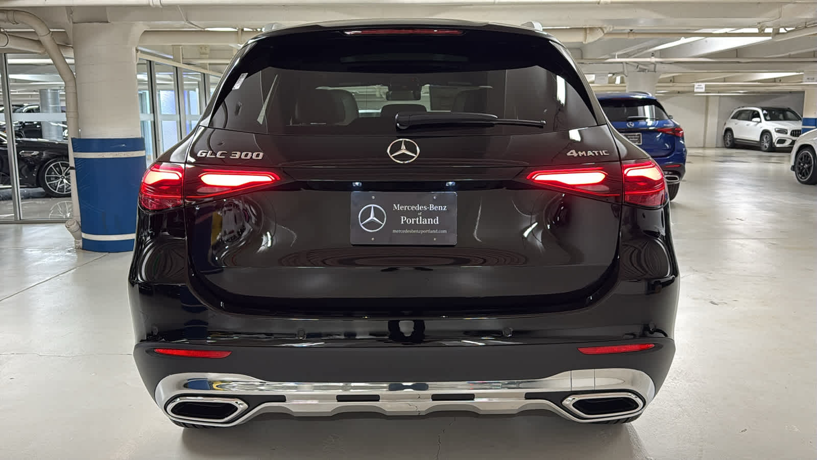 Thumbnail: 2026 Mercedes-Benz GLC - 8