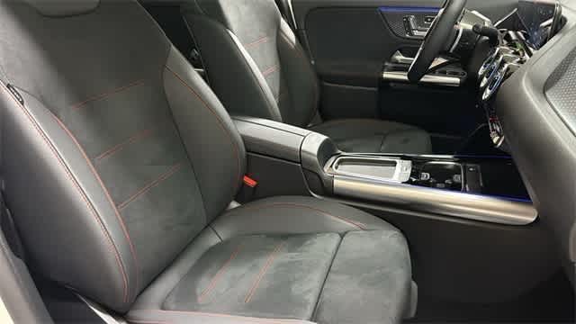 Thumbnail: 2025 Mercedes-Benz GLA - 34