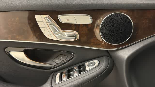 Thumbnail: 2018 Mercedes-Benz GLC - 15
