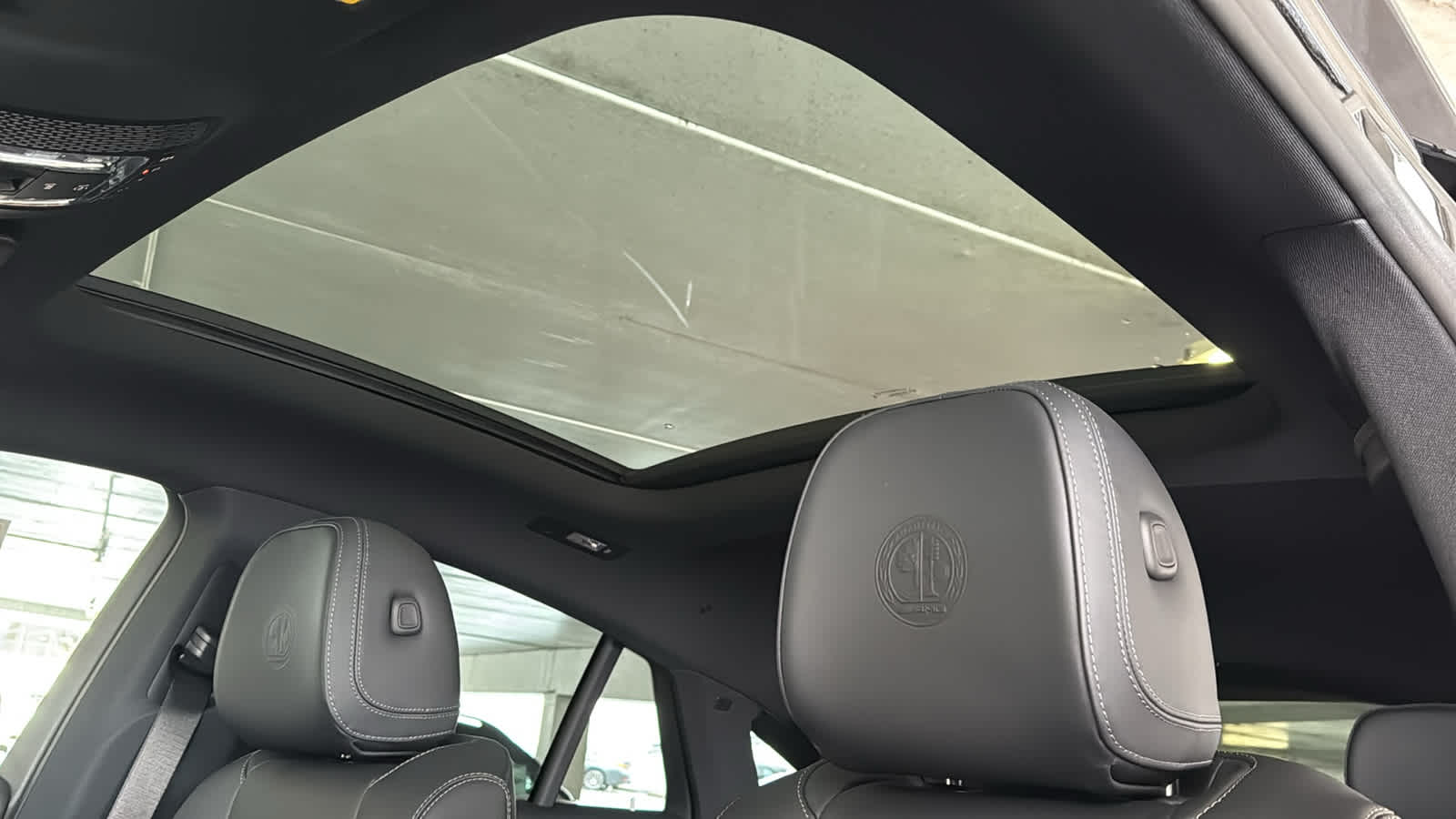 Thumbnail: 2026 Mercedes-Benz GLE - 28