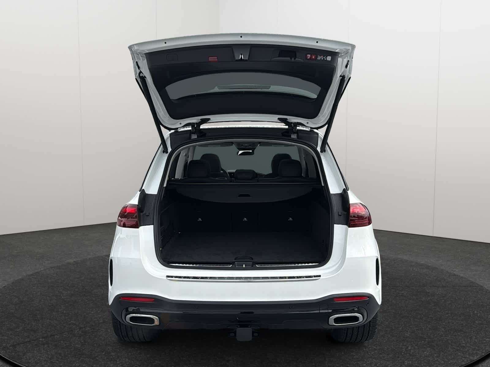 Thumbnail: 2026 Mercedes-Benz GLE - 6