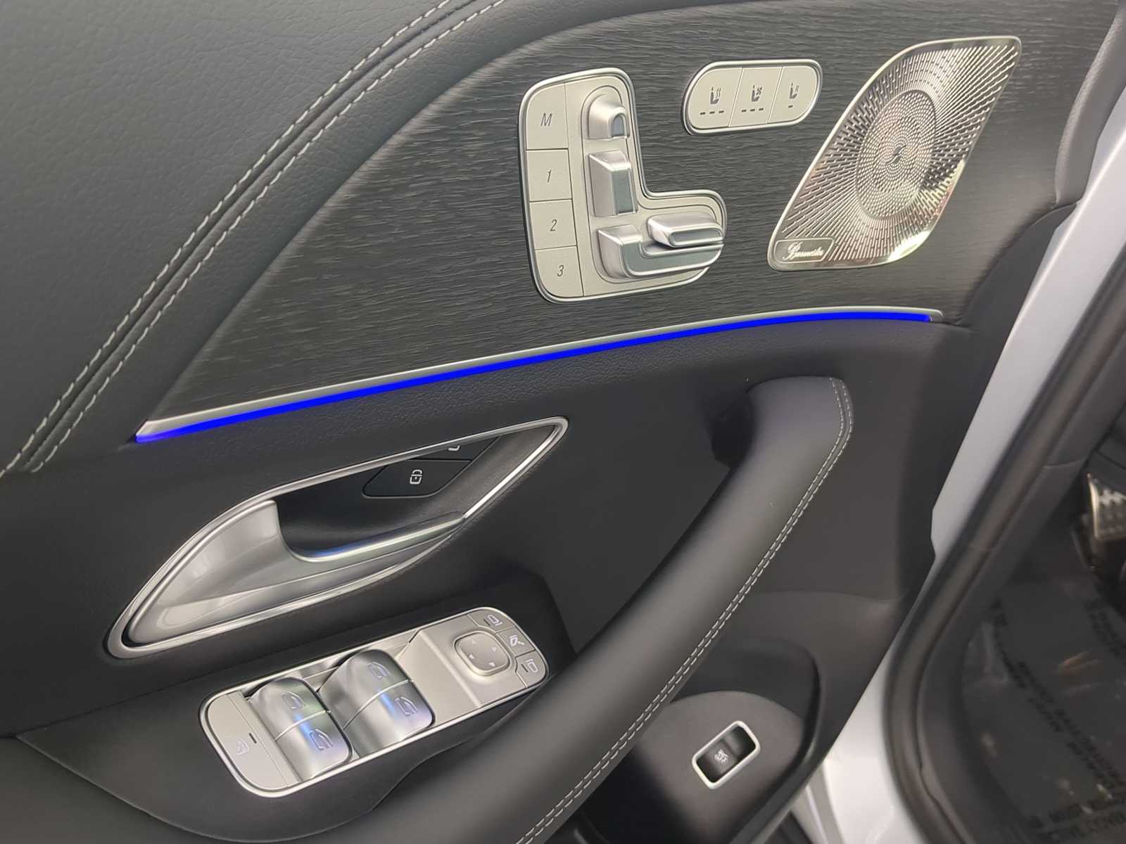 Thumbnail: 2026 Mercedes-Benz GLE - 18