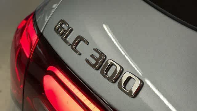 Thumbnail: 2026 Mercedes-Benz GLC - 9