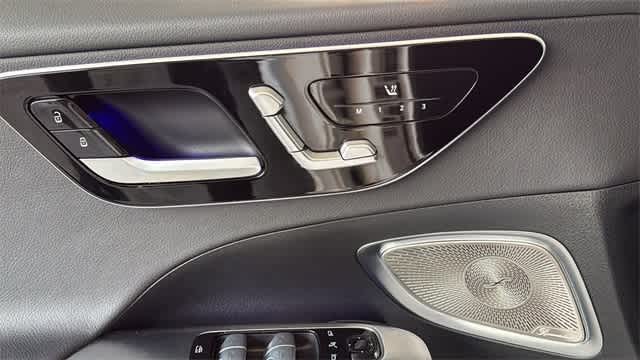 Thumbnail: 2025 Mercedes-Benz C-Class - 16