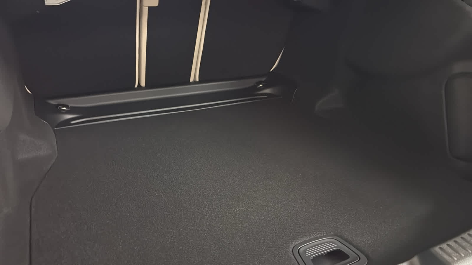 Thumbnail: 2026 Mercedes-Benz E-Class - 32