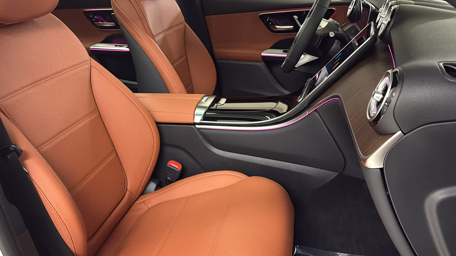 Thumbnail: 2026 Mercedes-Benz GLC - 35