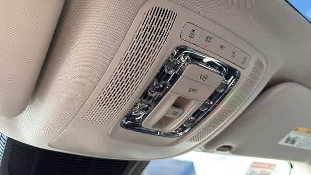 Thumbnail: 2025 Mercedes-Benz GLE - 25