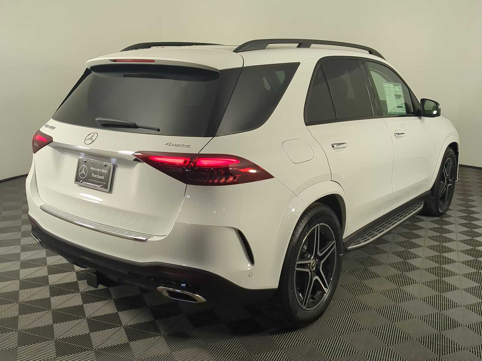 Thumbnail: 2026 Mercedes-Benz GLE - 5