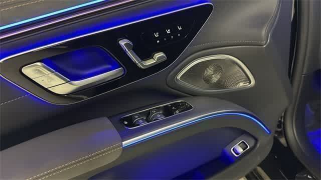 Thumbnail: 2024 Mercedes-Benz EQS - 14