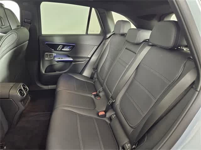 Thumbnail: 2025 Mercedes-Benz GLC - 20