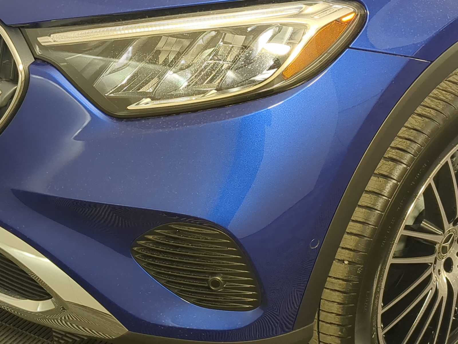 Thumbnail: 2026 Mercedes-Benz GLC - 10