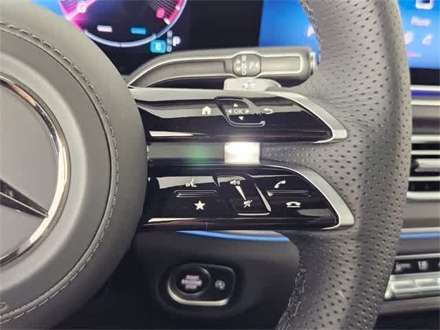 Thumbnail: 2025 Mercedes-Benz GLS - 27