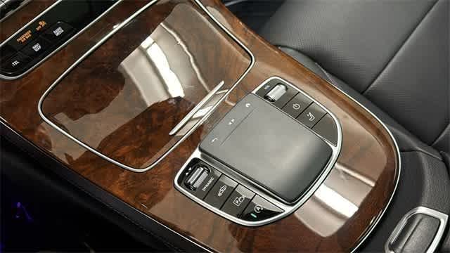 Thumbnail: 2023 Mercedes-Benz E-Class - 25