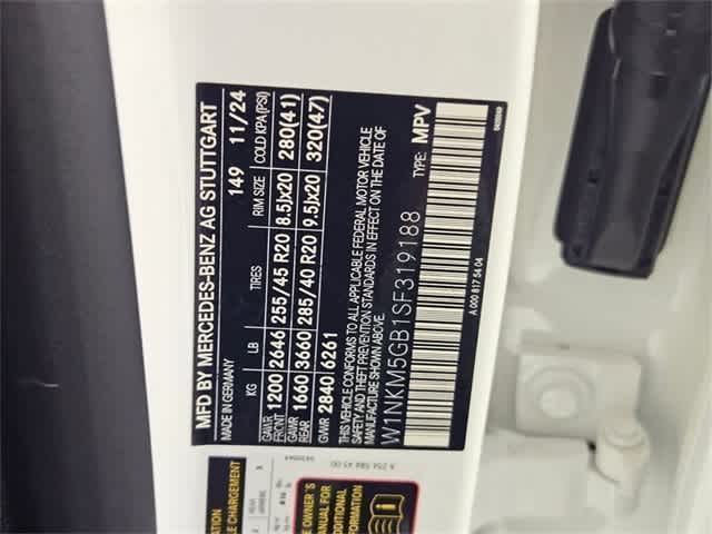 Thumbnail: 2025 Mercedes-Benz GLC - 42