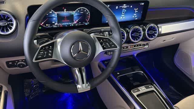Thumbnail: 2026 Mercedes-Benz GLB - 26