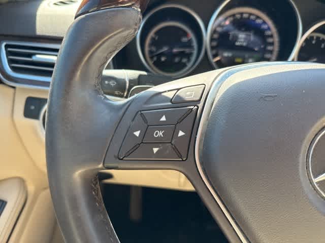 Thumbnail: 2014 Mercedes-Benz E-Class - 13