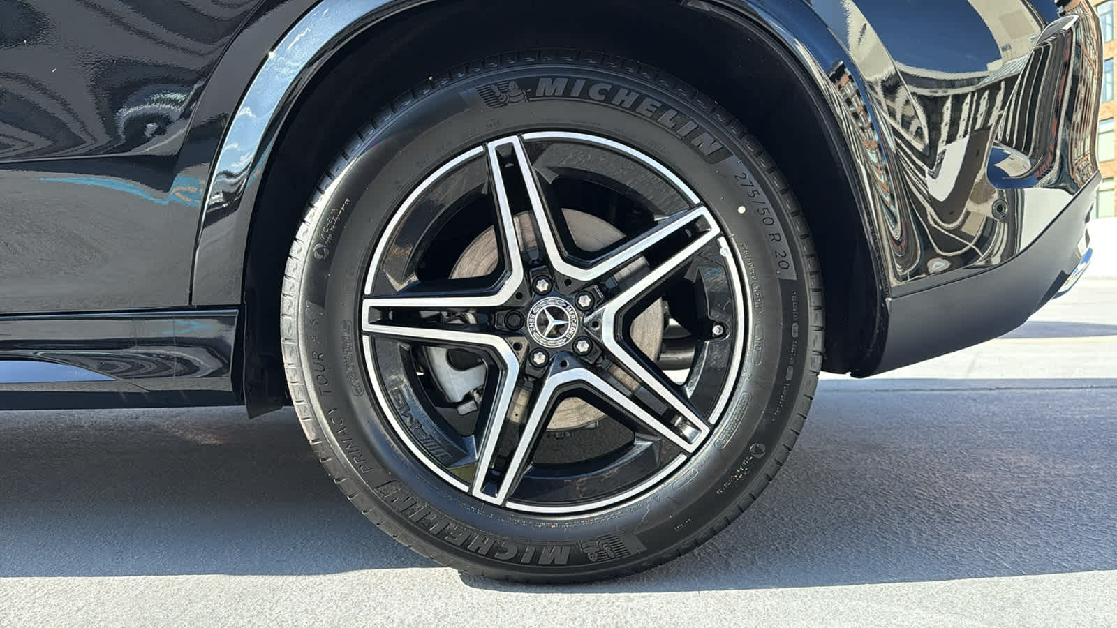 Thumbnail: 2026 Mercedes-Benz GLE - 12