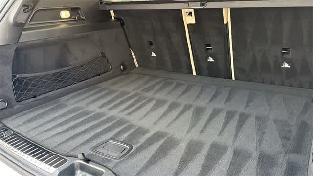 Thumbnail: 2026 Mercedes-Benz GLE - 33