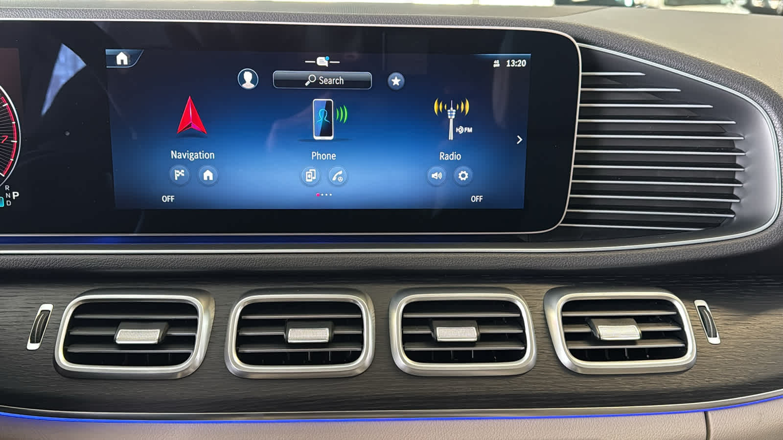 Thumbnail: 2026 Mercedes-Benz GLE - 22