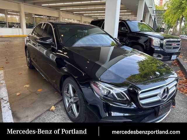 Thumbnail: 2017 Mercedes-Benz E-Class - 1