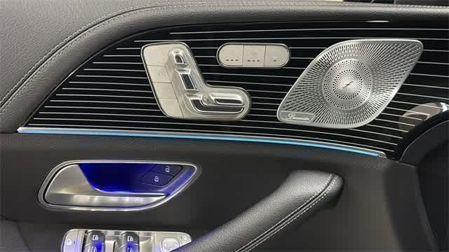 Thumbnail: 2024 Mercedes-Benz GLS - 17