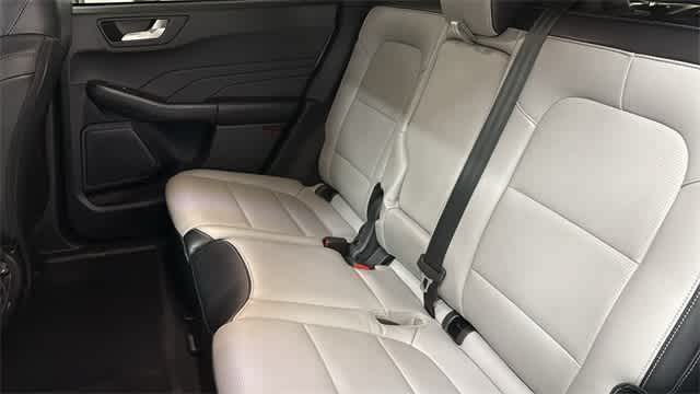 Thumbnail: 2024 Ford Escape - 31