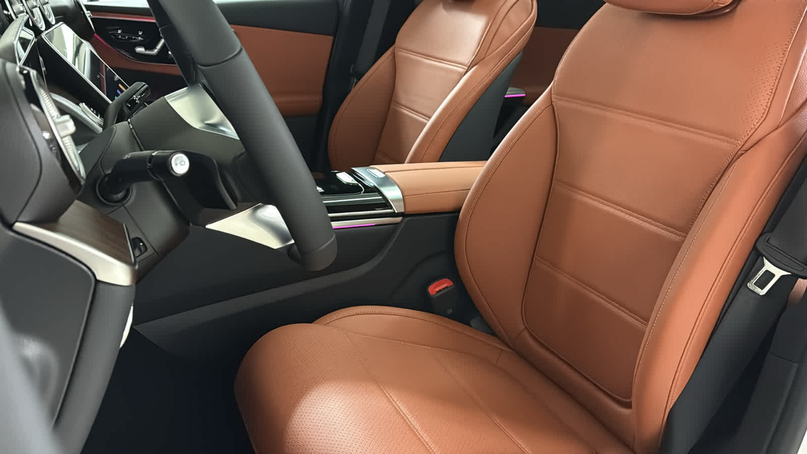 Thumbnail: 2026 Mercedes-Benz GLC - 27