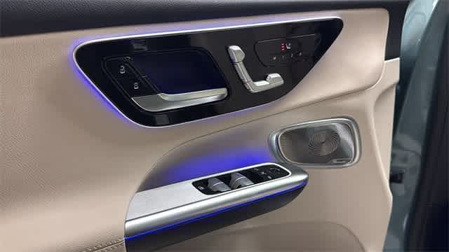 Thumbnail: 2025 Mercedes-Benz GLC - 14