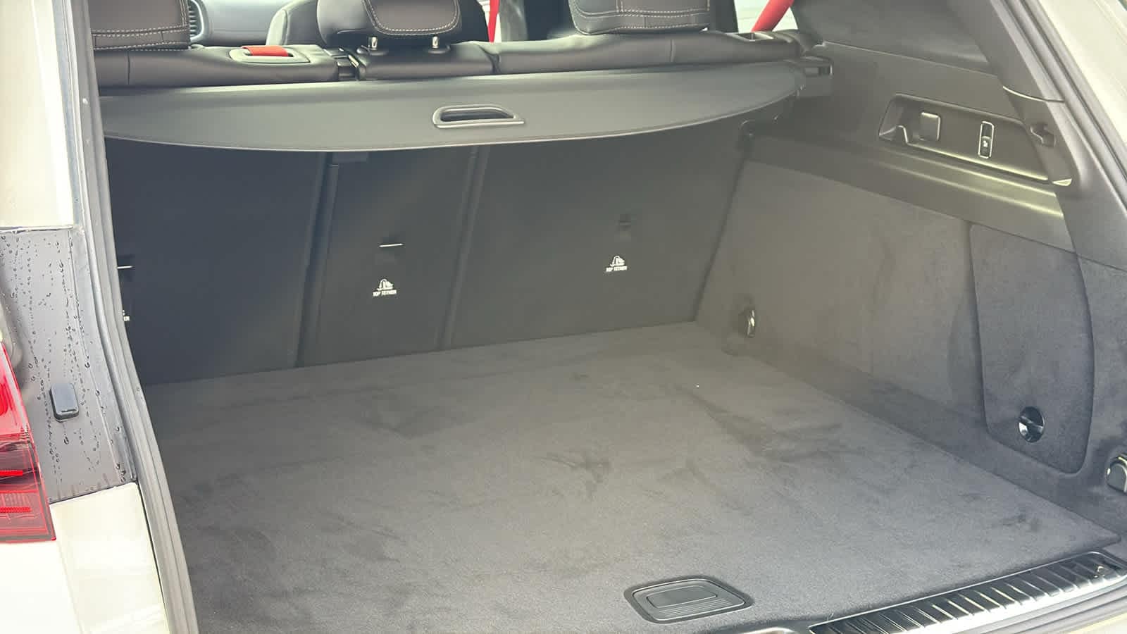 Thumbnail: 2026 Mercedes-Benz GL-Class - 32