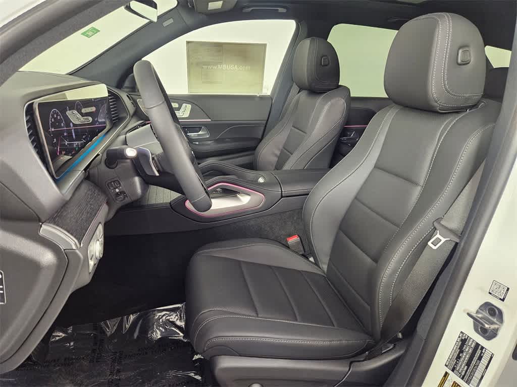 Thumbnail: 2025 Mercedes-Benz GLE - 16