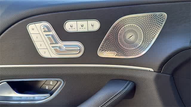 Thumbnail: 2025 Mercedes-Benz GLS - 16