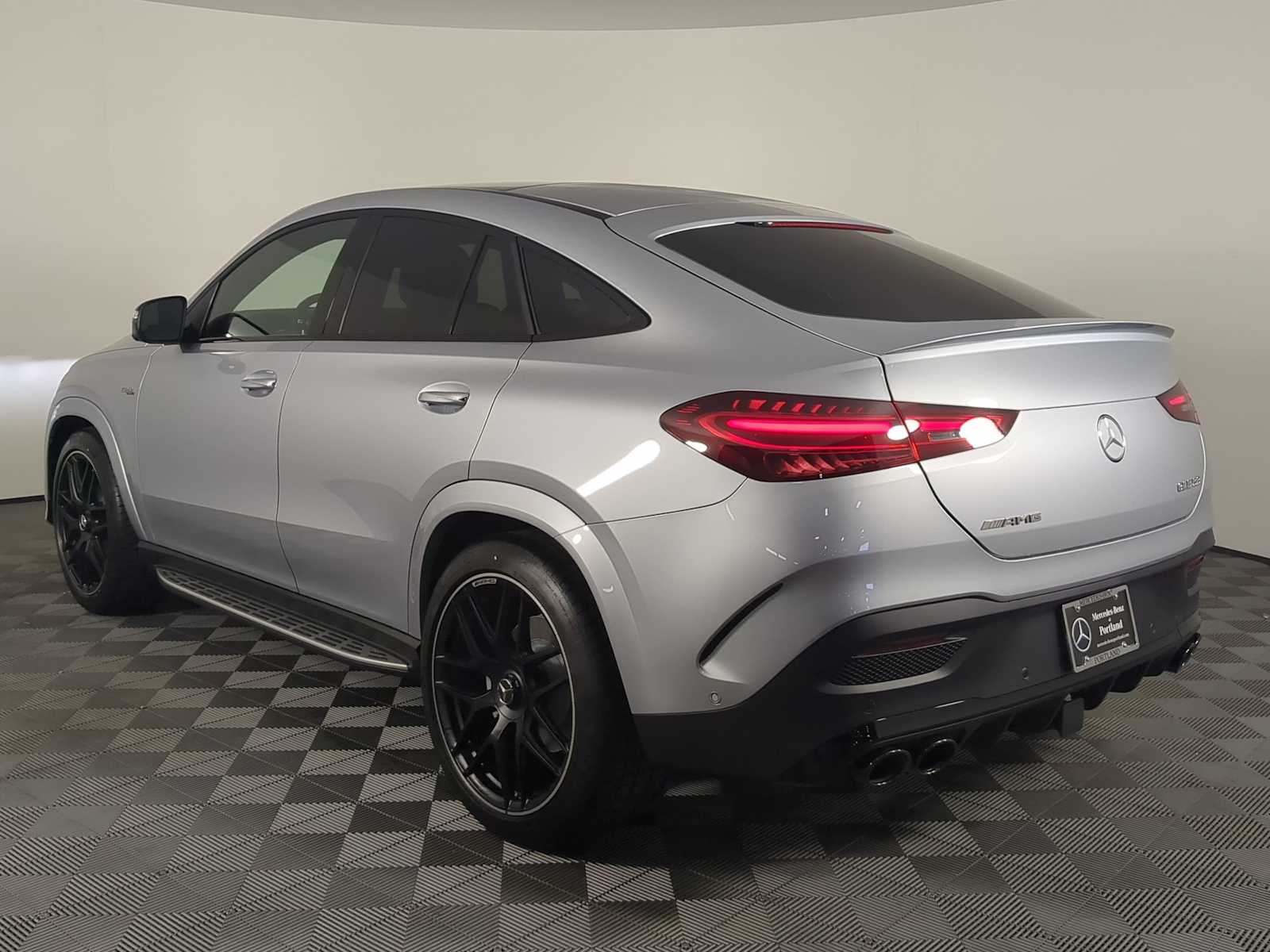 Thumbnail: 2026 Mercedes-Benz GLE - 3