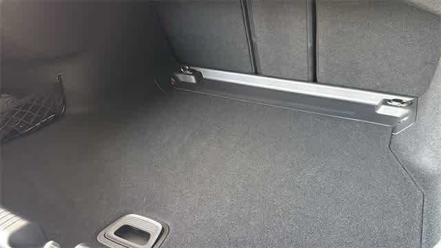 Thumbnail: 2025 Mercedes-Benz C-Class - 32