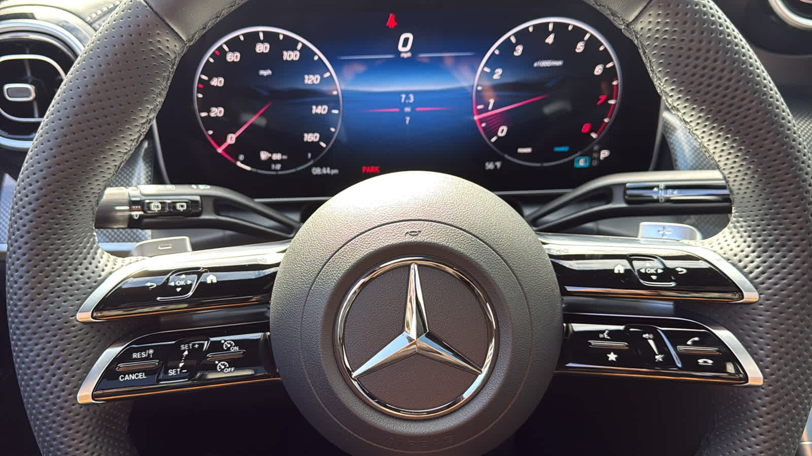 Thumbnail: 2026 Mercedes-Benz GLC - 20