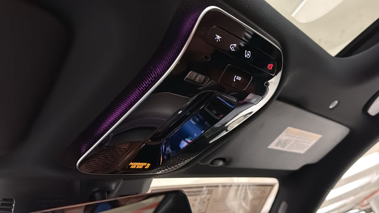 Thumbnail: 2026 Mercedes-Benz GLC - 24