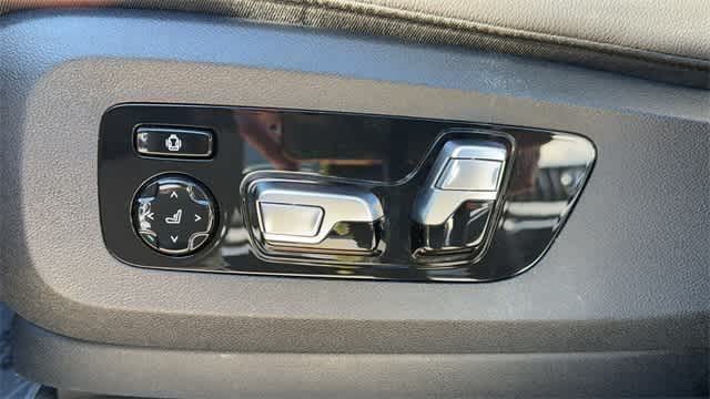 Thumbnail: 2020 BMW X7 - 14