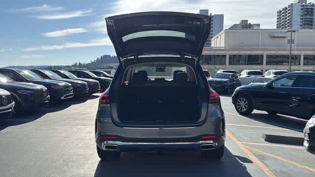 Thumbnail: 2025 Mercedes-Benz GLE - 7