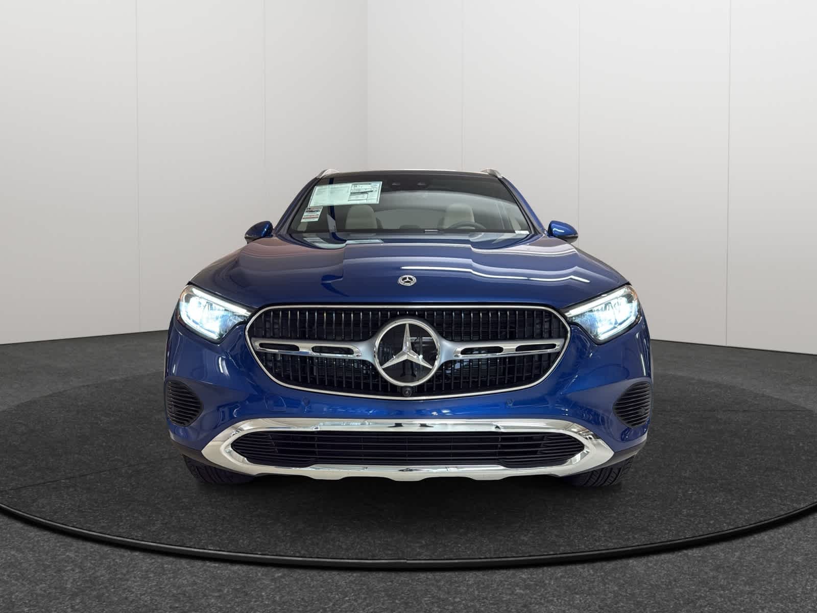Thumbnail: 2026 Mercedes-Benz GLC - 2