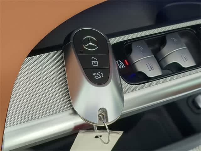 Thumbnail: 2026 Mercedes-Benz GLC - 37