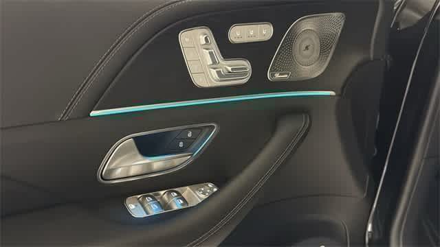 Thumbnail: 2023 Mercedes-Benz GLE - 15