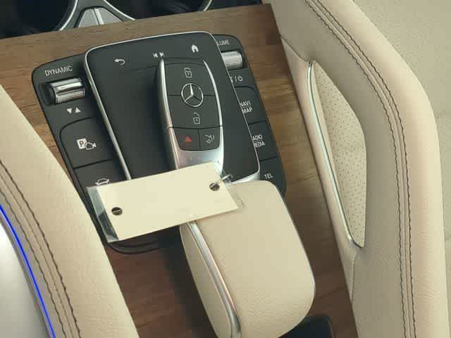 Thumbnail: 2026 Mercedes-Benz GLE - 37