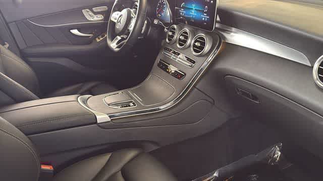 Thumbnail: 2022 Mercedes-Benz GLC - 36