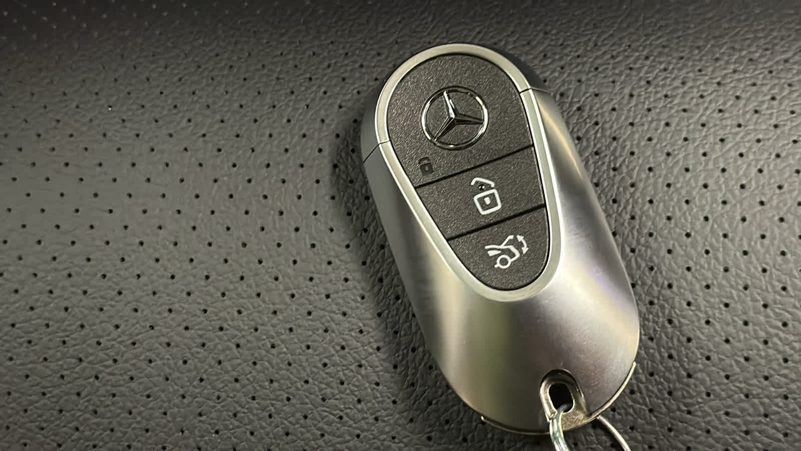 Thumbnail: 2026 Mercedes-Benz GLC - 38