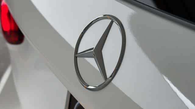 Thumbnail: 2026 Mercedes-Benz GLB - 9