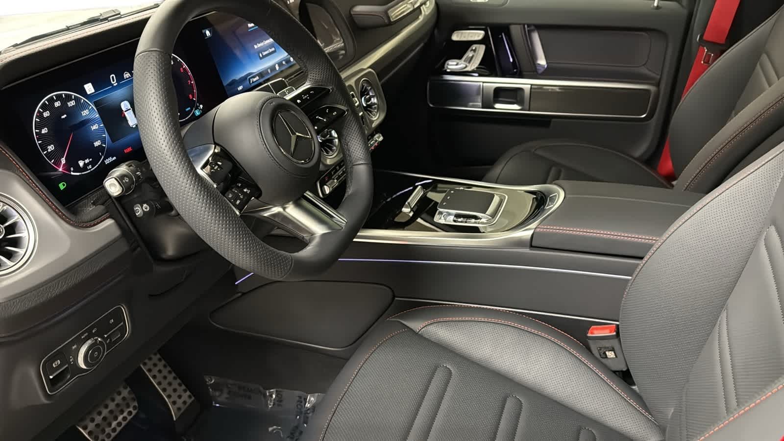 Thumbnail: 2026 Mercedes-Benz G-Class - 4