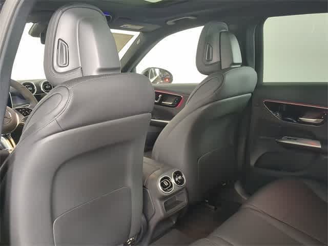 Thumbnail: 2026 Mercedes-Benz GLC - 18