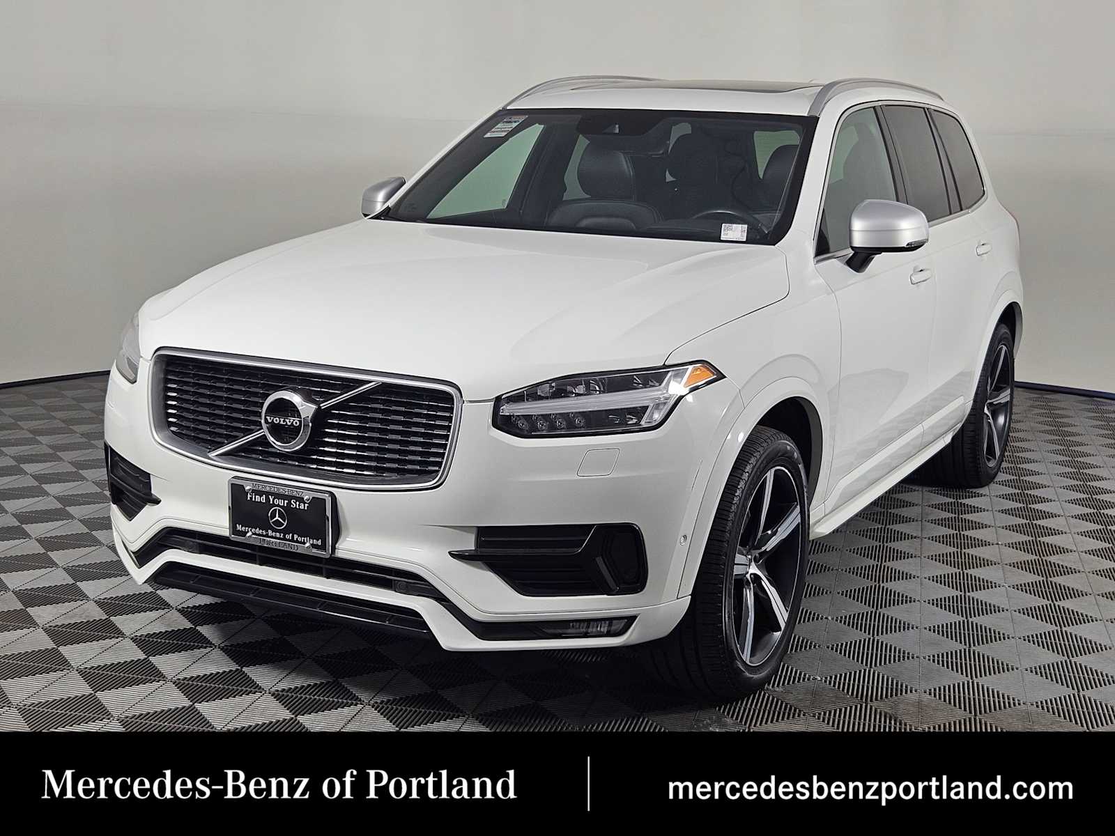 2017 Volvo XC90 T6 R-Design -
                  Portland, OR